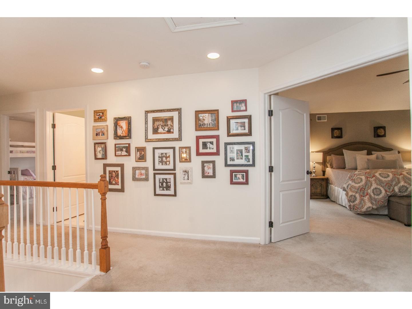 817 Crestview Road Philadelphia, PA 19128 - Photo 15 of 25