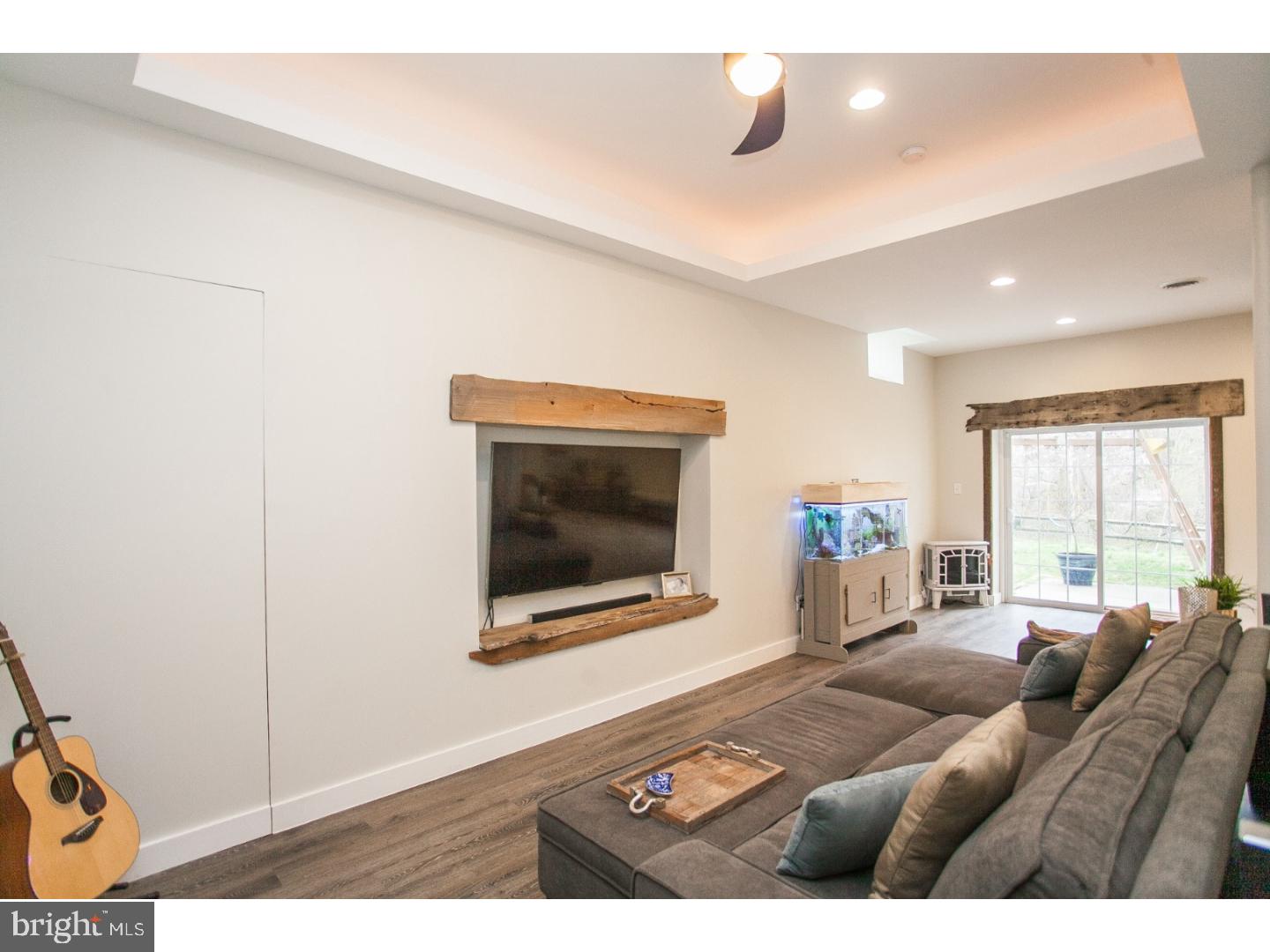 817 Crestview Road Philadelphia, PA 19128 - Photo 21 of 25