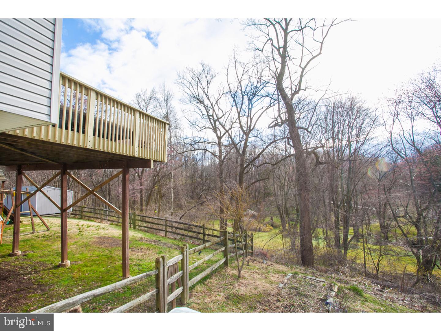 817 Crestview Road Philadelphia, PA 19128 - Photo 24 of 25