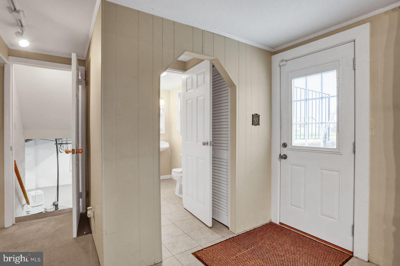 20 Mast Road Oley, PA 19547 - Photo 27 of 31 Layout of this home is wonderful