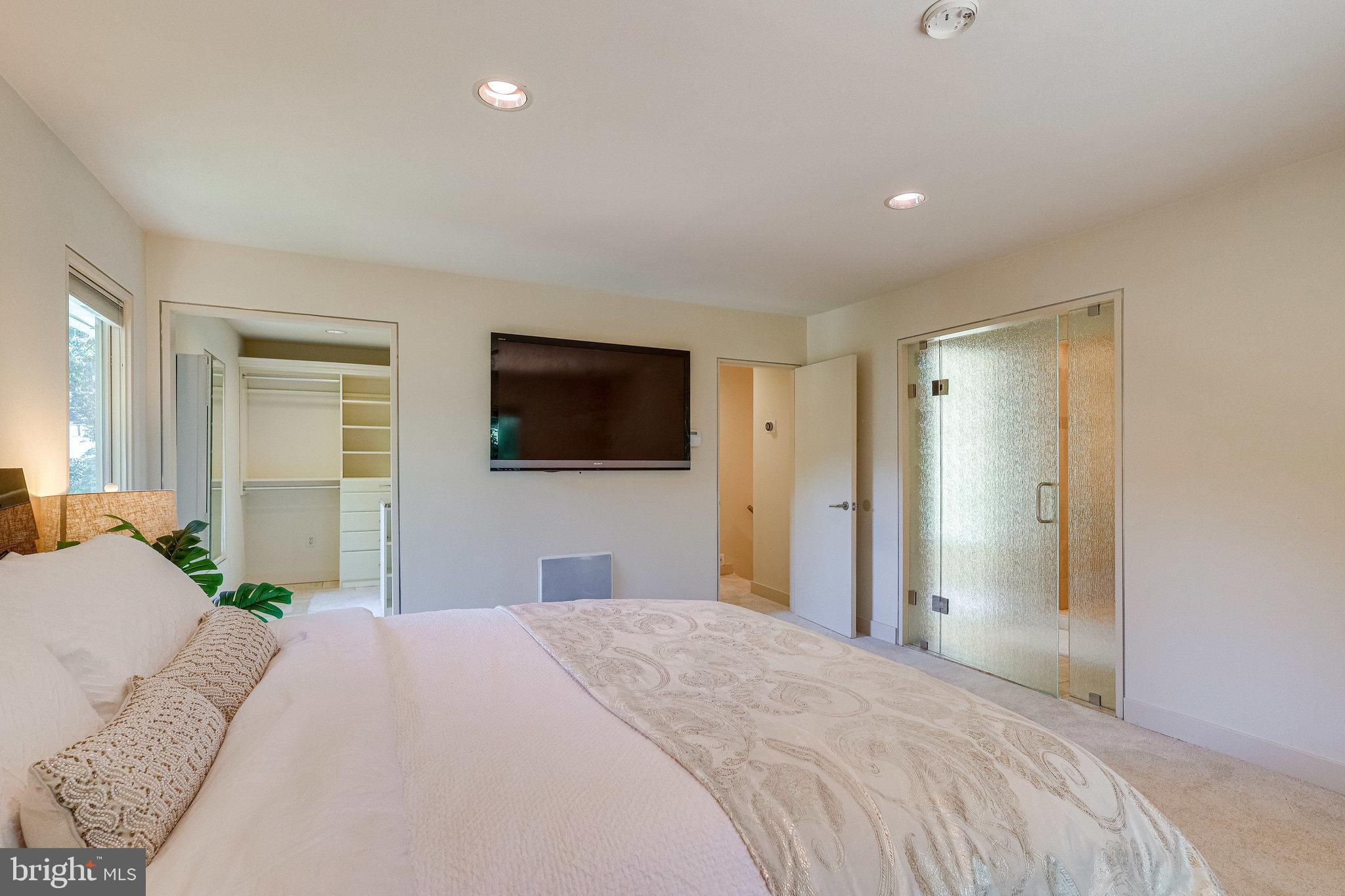 9300 Mac Swain Place Springfield, VA 22153 - Photo 21 of 47