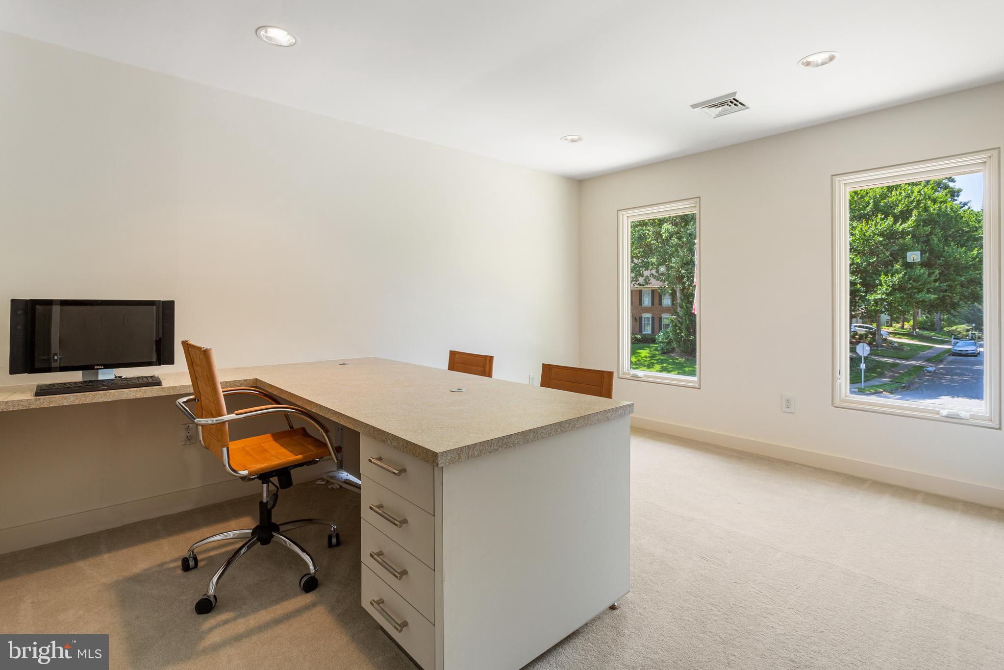 9300 Mac Swain Place Springfield, VA 22153 - Photo 32 of 47 Spacious Rooms