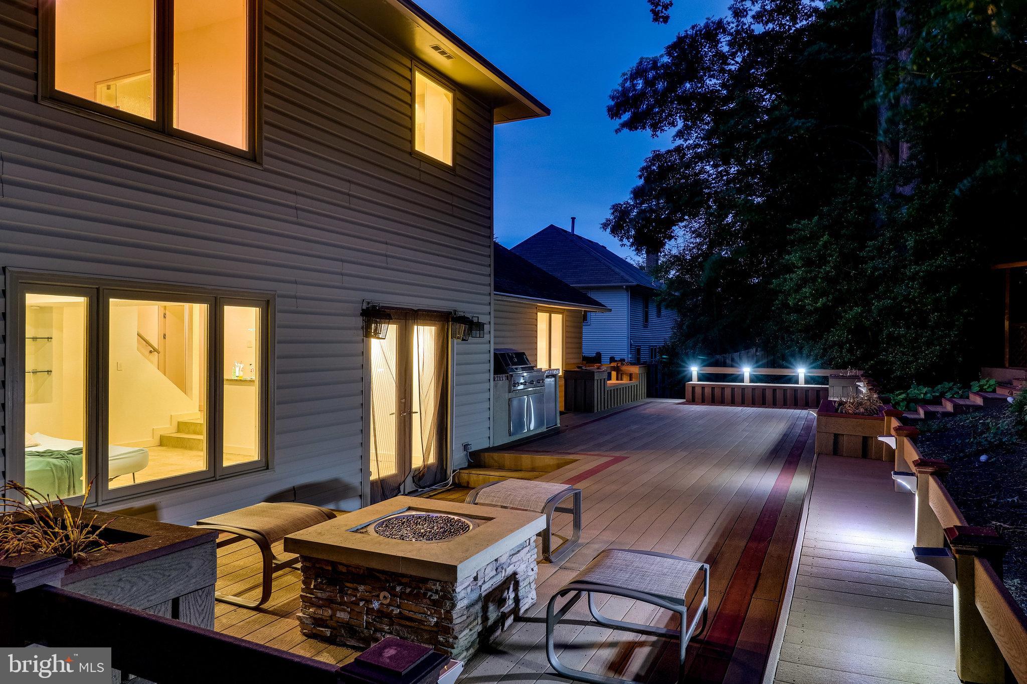 9300 Mac Swain Place Springfield, VA 22153 - Photo 44 of 47 Landscape Lighting