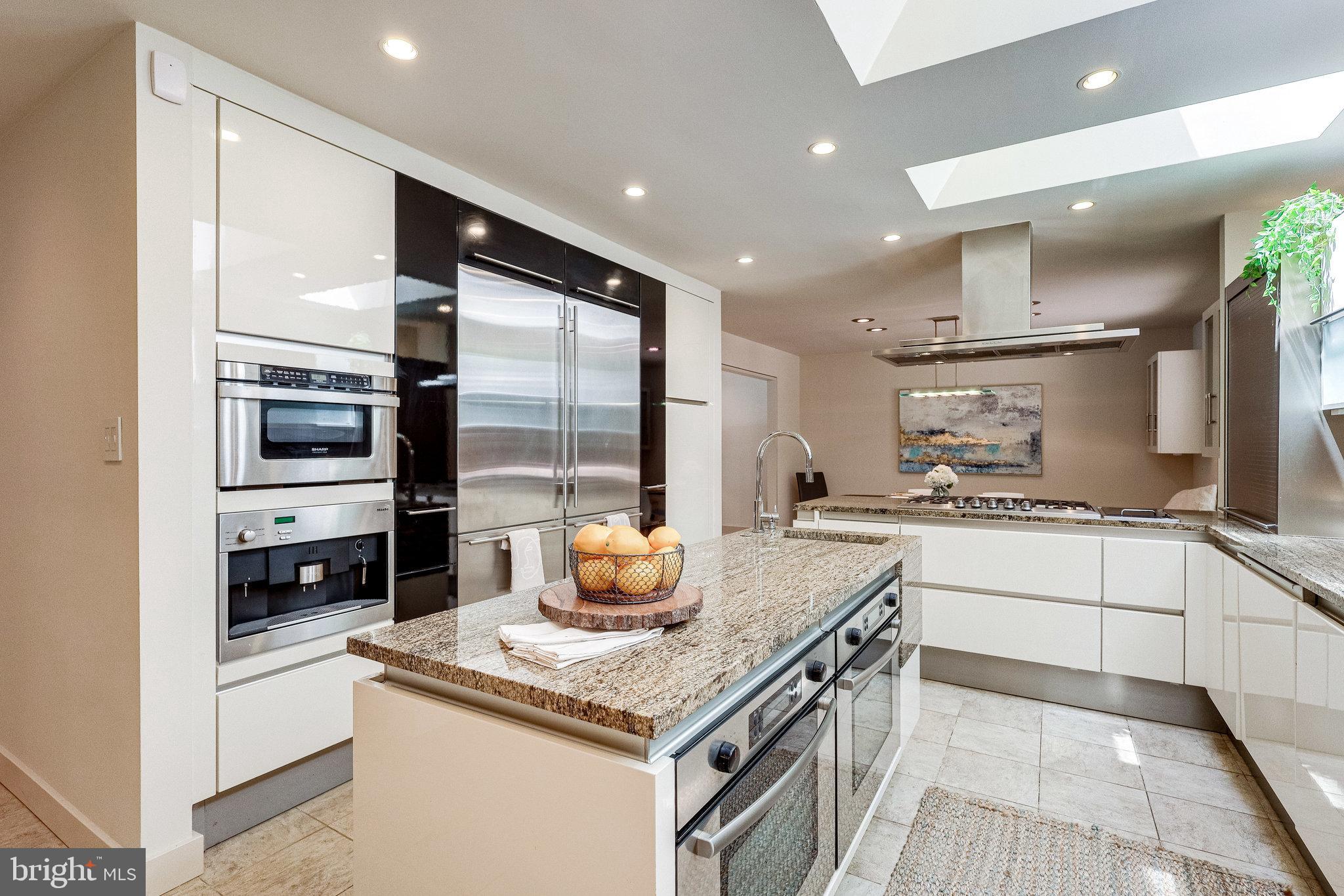 9300 Mac Swain Place Springfield, VA 22153 - Photo 5 of 47 High end features throughout