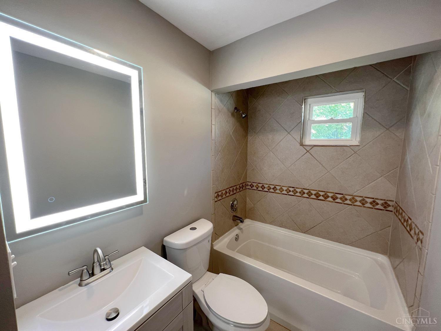 964 Gaskins Road Cincinnati, OH 45245 - Photo 19 of 30 Gallery Image 19