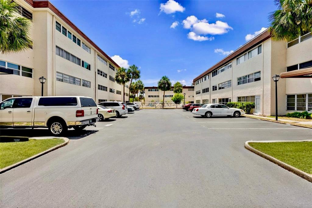 209 Northeast Lincoln Cir N Unit 105  