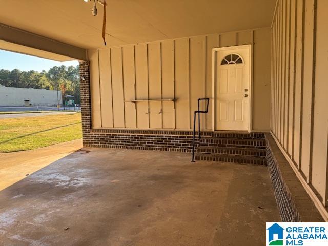 305 Glade Road East Anniston, AL 36206 - Photo 2 of 37