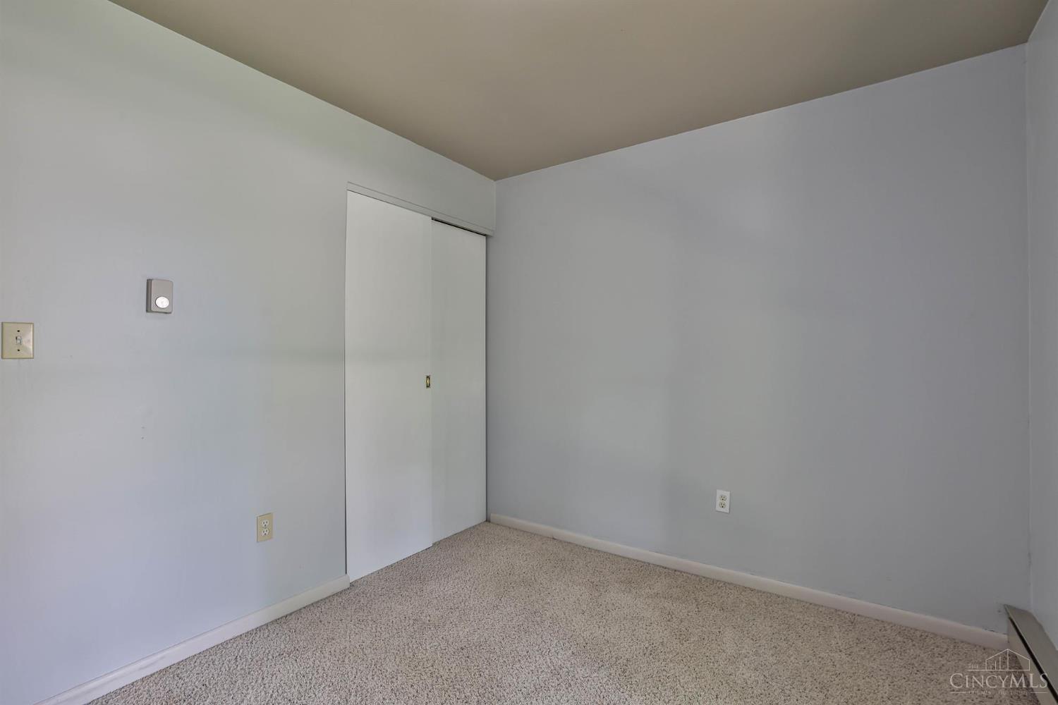 6035 Kyles Station Road Hamilton, OH 45011 - Photo 23 of 41