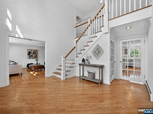 $2,399,900 | 381 Lawrence Court, Wyckoff, NJ 07481