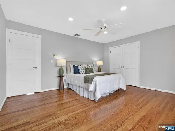 $2,399,900 | 381 Lawrence Court, Wyckoff, NJ 07481