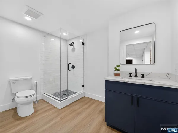 $2,399,900 | 381 Lawrence Court, Wyckoff, NJ 07481