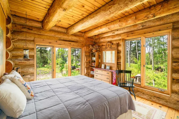 $759,900 | 92 Erickson Trail, Tofte, MN 55615