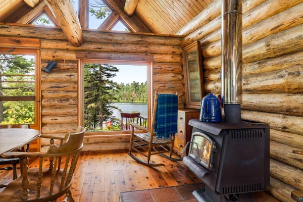 $759,900 | 92 Erickson Trail, Tofte, MN 55615