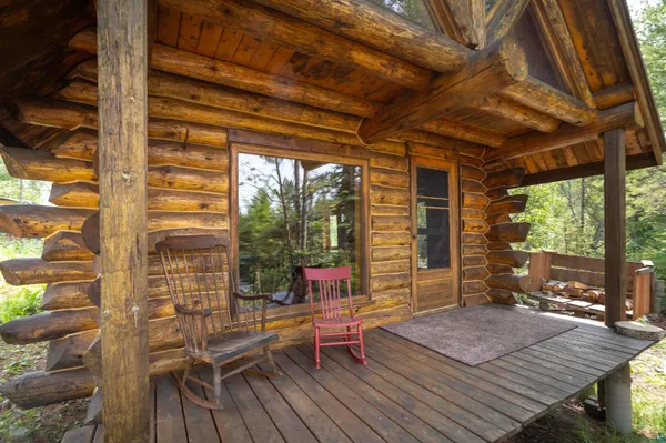 $759,900 | 92 Erickson Trail, Tofte, MN 55615