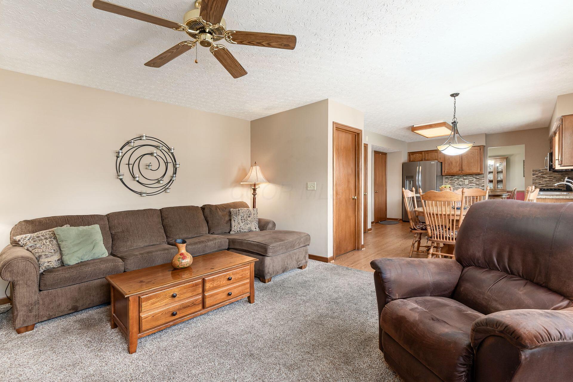 1042 Rousseau Lane Galloway, OH 43119 - Photo 15 of 47 017_ Ln Galloway OH 43119 USA