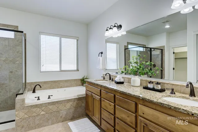 $927,900 | 2430 North Oconner Avenue, Meridian, ID 83646