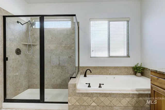 $927,900 | 2430 North Oconner Avenue, Meridian, ID 83646