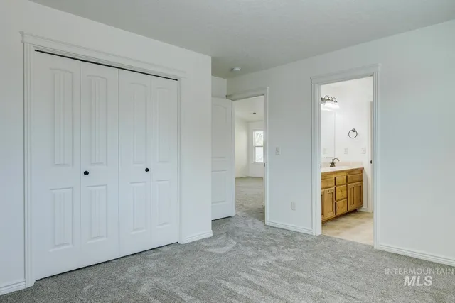 $927,900 | 2430 North Oconner Avenue, Meridian, ID 83646