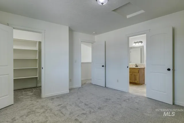 $927,900 | 2430 North Oconner Avenue, Meridian, ID 83646