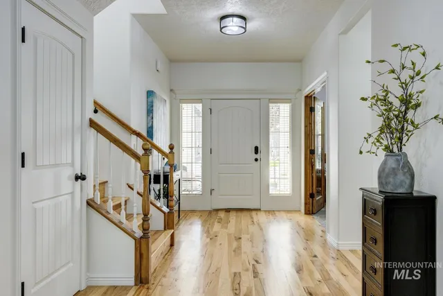 $927,900 | 2430 North Oconner Avenue, Meridian, ID 83646