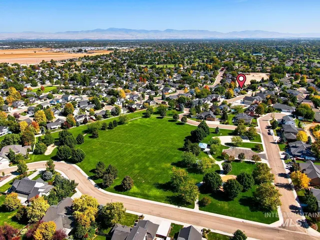 $927,900 | 2430 North Oconner Avenue, Meridian, ID 83646