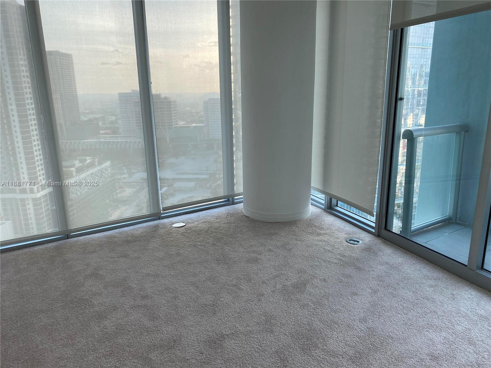 888 Biscayne Boulevard, Unit 3001 Miami, FL 33132 - Photo 12 of 34