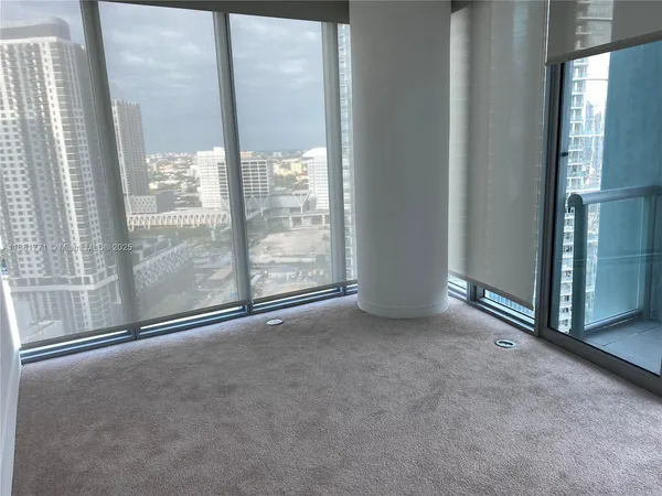 $5,200 | 888 Biscayne Boulevard, Unit 3001, Miami, FL 33132