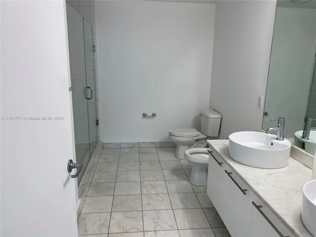 $5,350 | 888 Biscayne Boulevard, Unit 3001, Miami, FL 33132