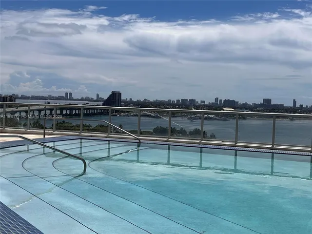 $5,350 | 888 Biscayne Boulevard, Unit 3001, Miami, FL 33132