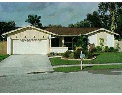 21549 Mahoe Road Boca Raton, FL 33433 - Photo 1 of 2 Primary Photo