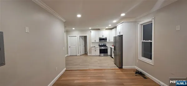$3,500 | 115 Wallington Avenue, Unit 2, Wallington, NJ 07057