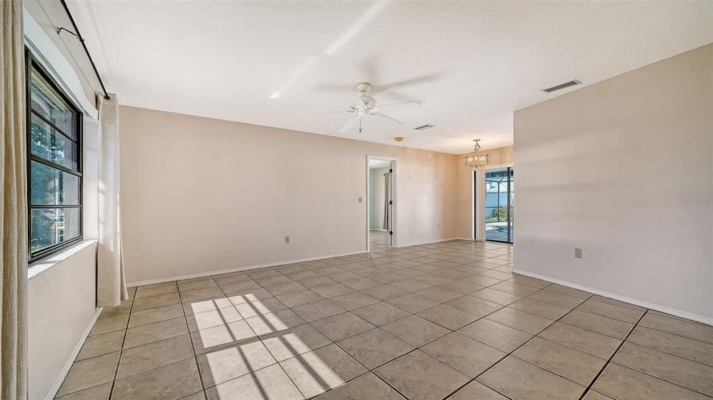 6523 Jarvis Road Sarasota, FL 34241 - Photo 9 of 42 Gallery Image 9