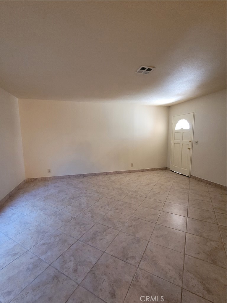 9229 Stewart And Gray Road, Unit D Downey, CA 90241 - Photo 5 of 19 a view of an empty room