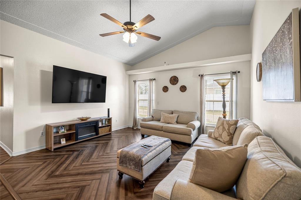 2785 Southwest 156th Lane Road Ocala, FL 34473 - Photo 14 of 33 Gallery Image 14