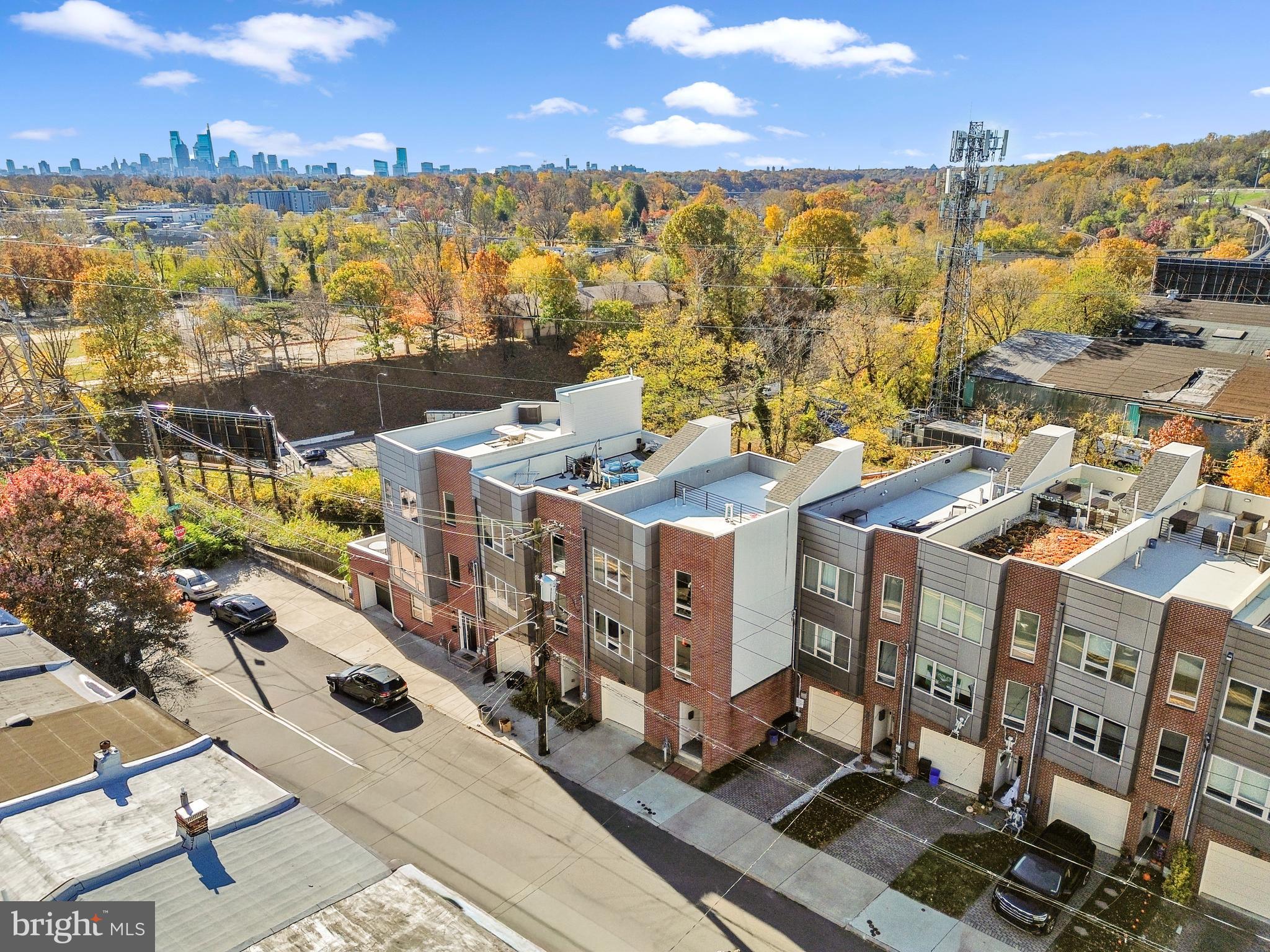 3304 Conrad Street Philadelphia, PA 19129 - Photo 2 of 47