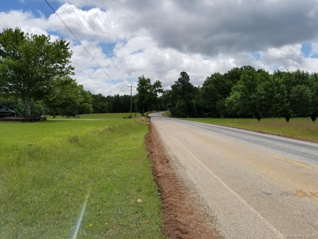 3330 New Cut Road Inman, SC 29349 - Photo 11 of 14 a view of a golf course with a lake