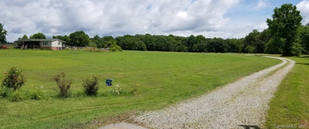 3330 New Cut Road Inman, SC 29349 - Photo 5 of 14 a view of a golf course with a garden