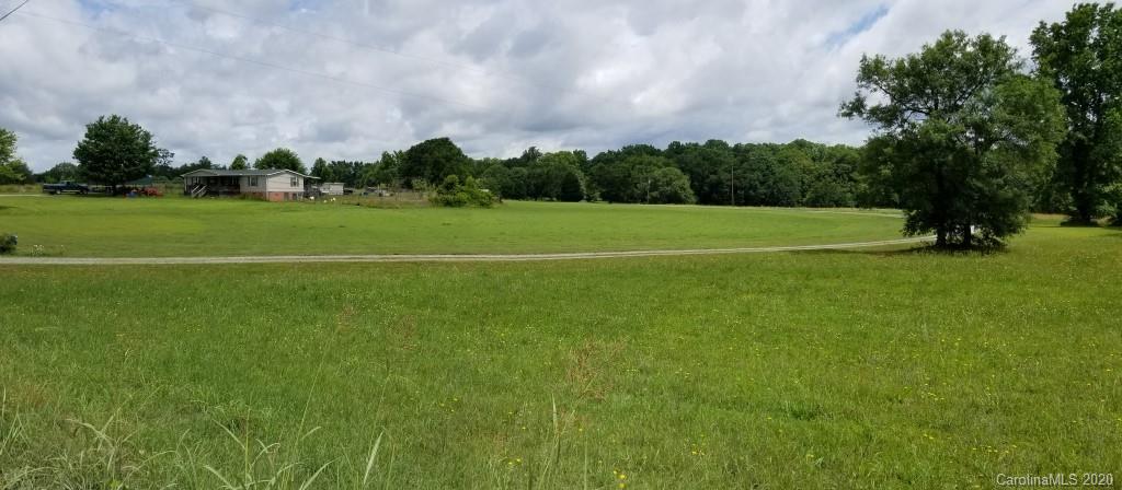 3330 New Cut Road Inman, SC 29349 - Photo 6 of 14 a view of a field with clear sky
