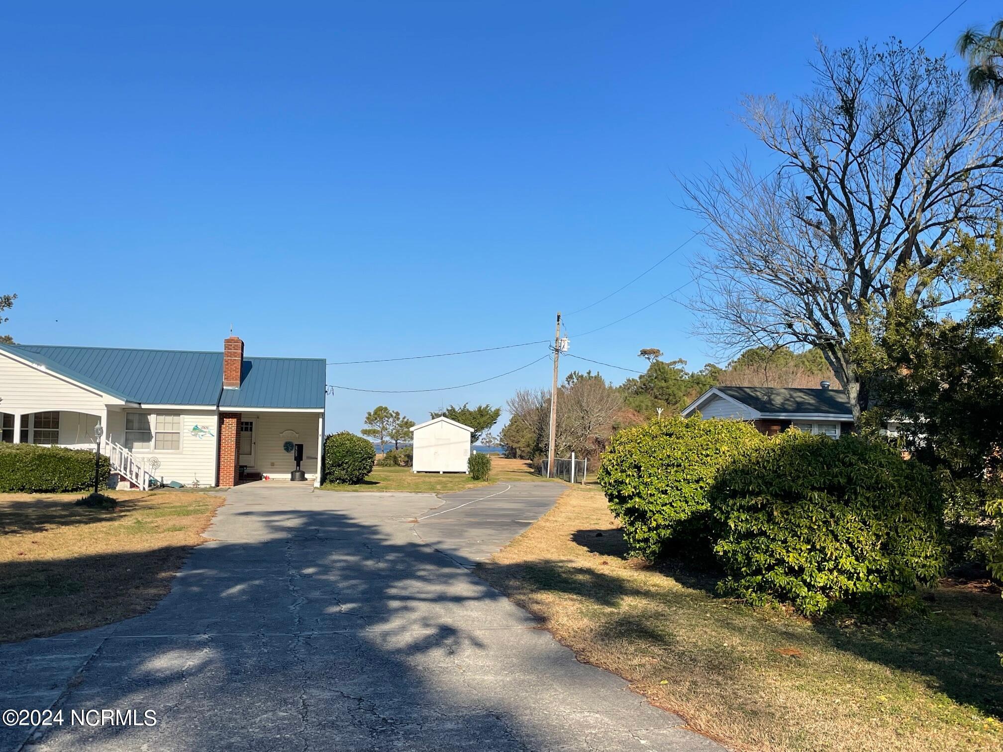 2604 Cedar Island Road Cedar Island, NC 28520 - Photo 43 of 62 Driveway