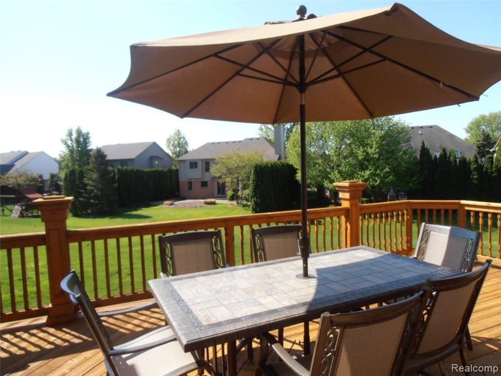 608 Appoline Court Rochester, MI 48307 - Photo 33 of 37 P1010258.JPG