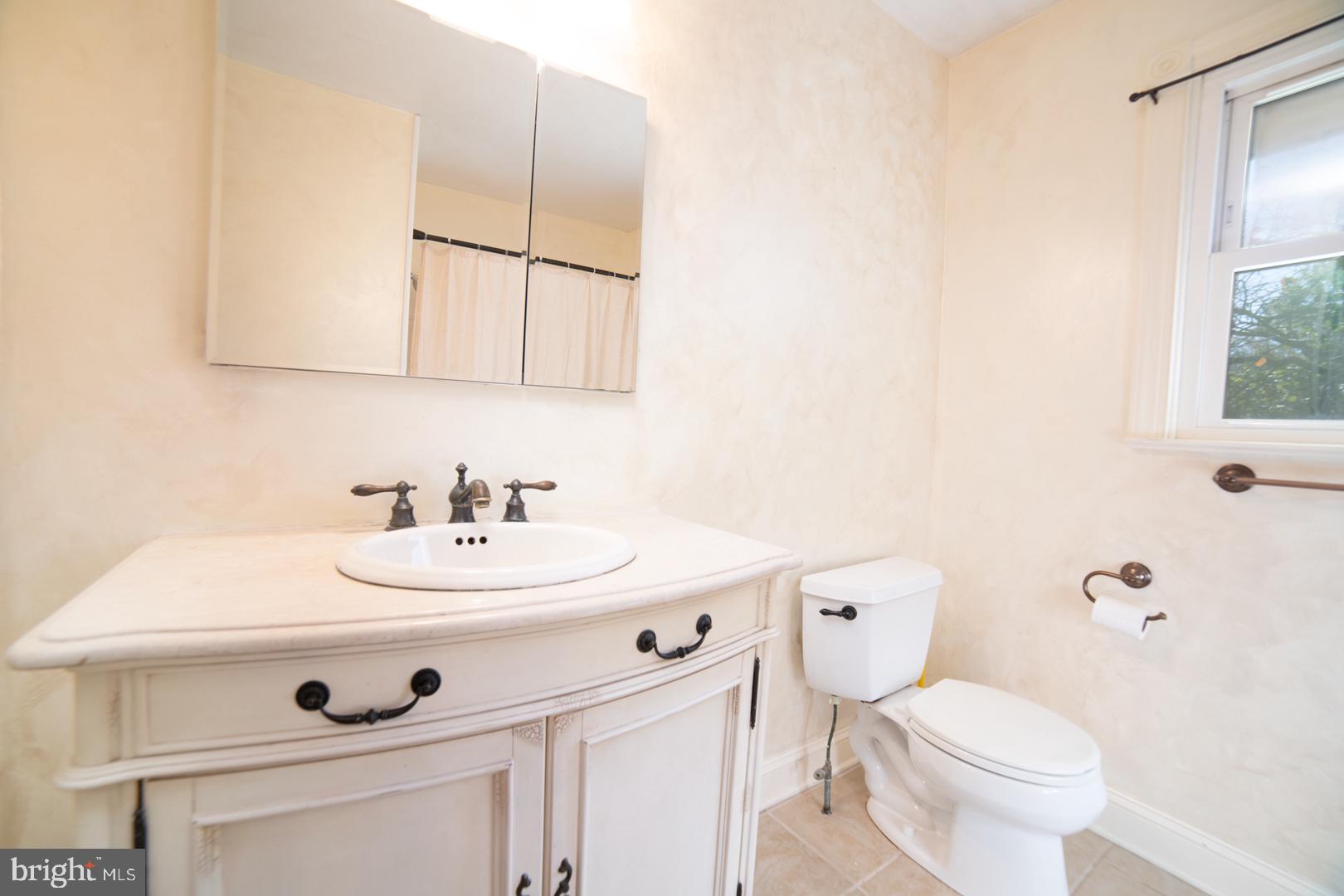 6025 Bell Road Harrisburg, PA 17111 - Photo 22 of 31 Gallery Image 22