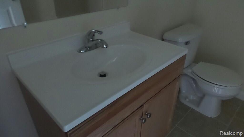 2864 St Clair Drive Rochester Hills, MI 48309 - Photo 12 of 21