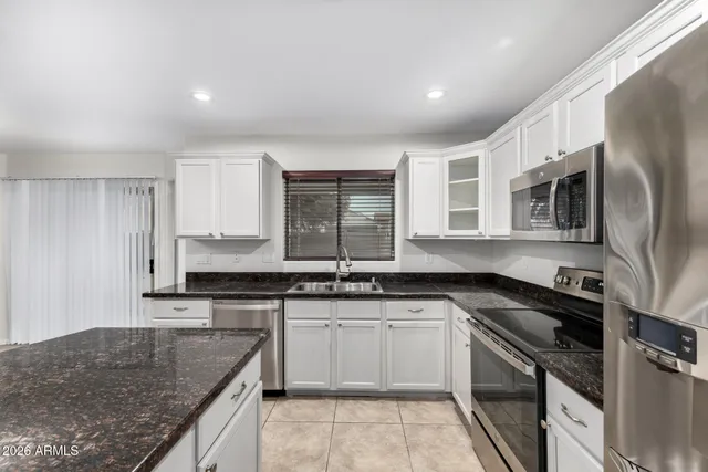 $2,500 | 10046 West Veliana Way, Tolleson, AZ 85353