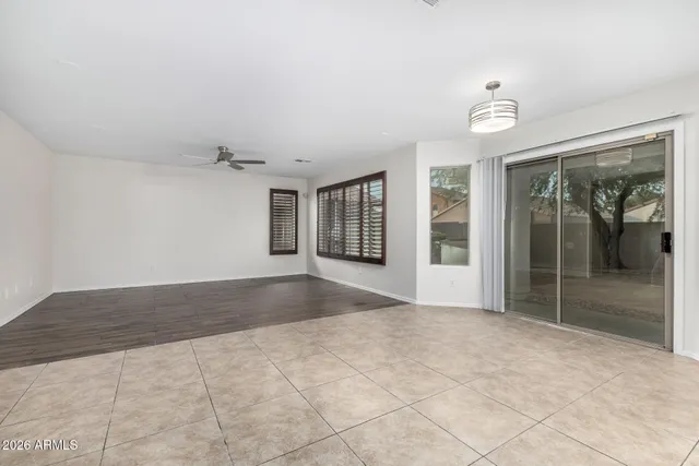 $2,500 | 10046 West Veliana Way, Tolleson, AZ 85353