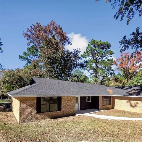 $295,000 | 108 Lodge Hill Circle, Pineville, LA 71360