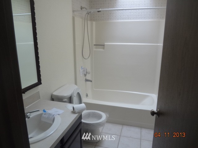 19621 Northeast Redmond Road Redmond, WA 98053 - Photo 6 of 6 Gallery Image 6
