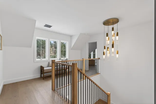 $1,775,000 | 20 Parker Way, Falmouth, ME 04105