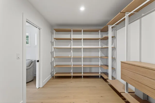 $1,775,000 | 20 Parker Way, Falmouth, ME 04105