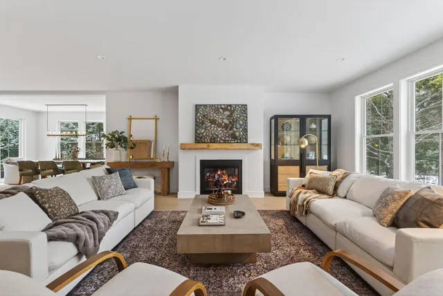 $1,775,000 | 20 Parker Way, Falmouth, ME 04105