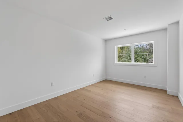 $1,775,000 | 20 Parker Way, Falmouth, ME 04105